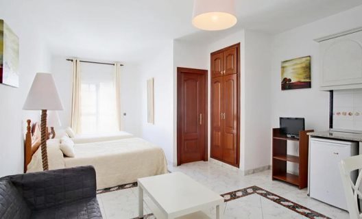 Aparthotel La Palmera