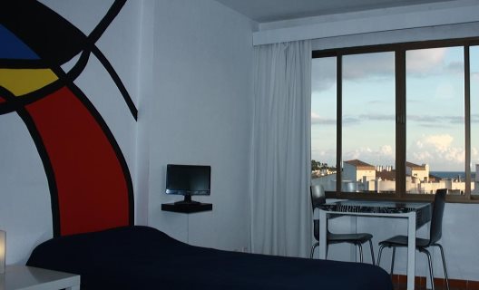 Aparthotel La Perla Negra