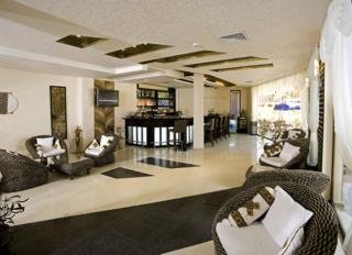 Aparthotel Laguna Beach Resort & Spa