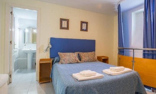 Aparthotel Larga 70