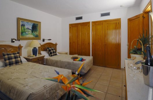 Aparthotel Las Suites En Beverly Hills Tenerife