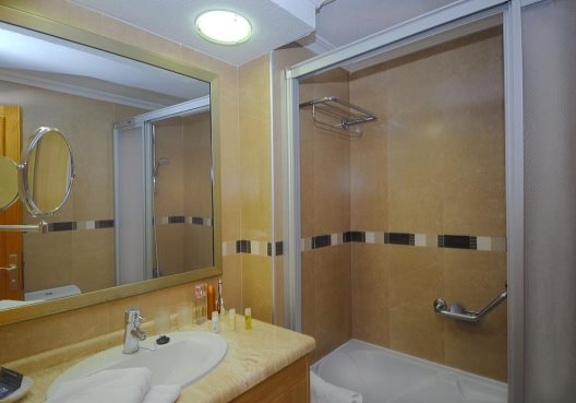 Aparthotel Las Suites En Beverly Hills Tenerife