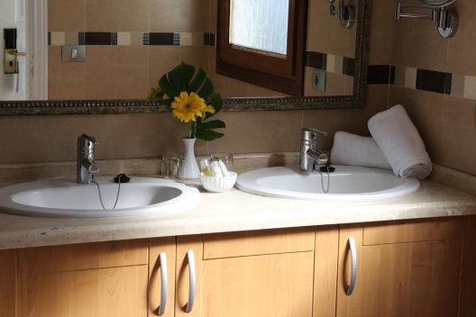 Aparthotel Las Suites En Beverly Hills Tenerife