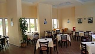 Aparthotel Lefkoniko Bay