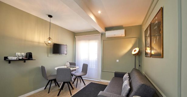 Aparthotel L&h La Latina Selection