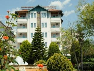 Aparthotel Lila