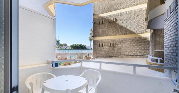Aparthotel Livvo Veril Playa
