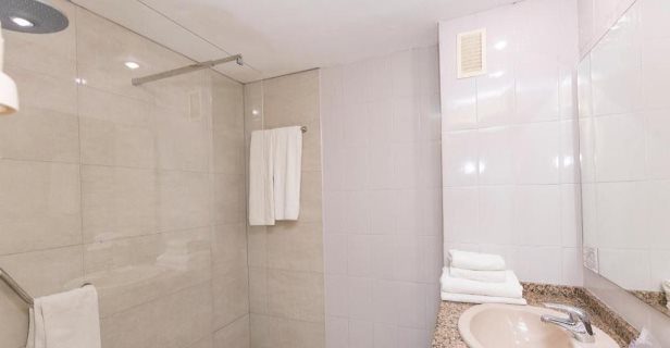 Aparthotel Livvo Veril Playa