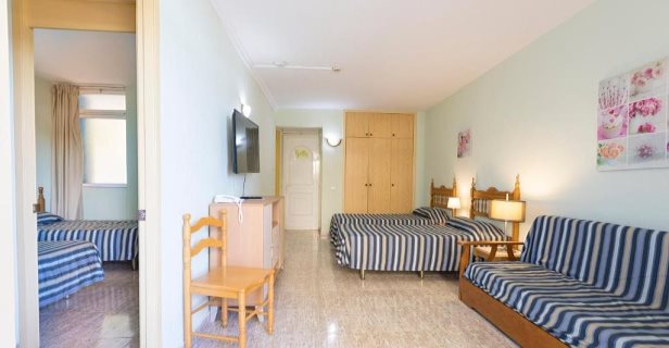 Aparthotel Livvo Veril Playa