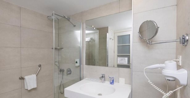 Aparthotel Livvo Veril Playa