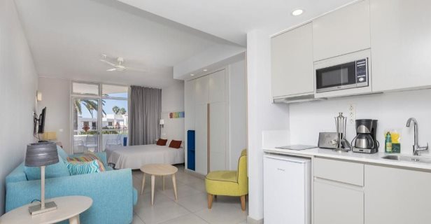 Aparthotel Livvo Veril Playa
