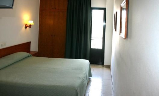Aparthotel Loar Ferreries