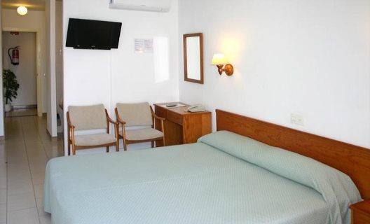 Aparthotel Loar Ferreries