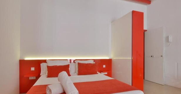 Aparthotel Lonja Suites