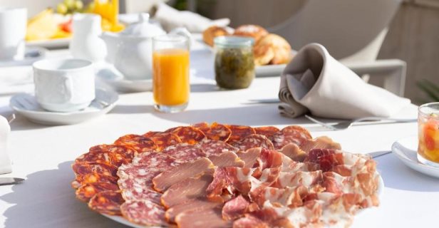 Aparthotel Los Girasoles Spa