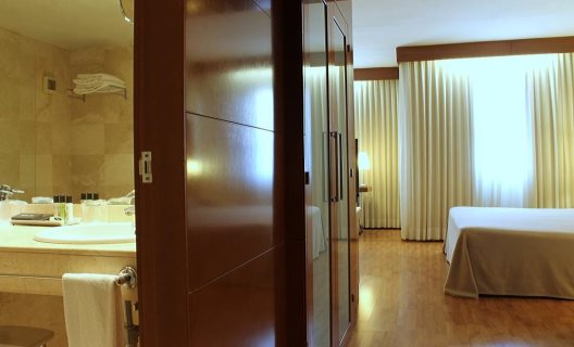 Aparthotel Mariano Cubi