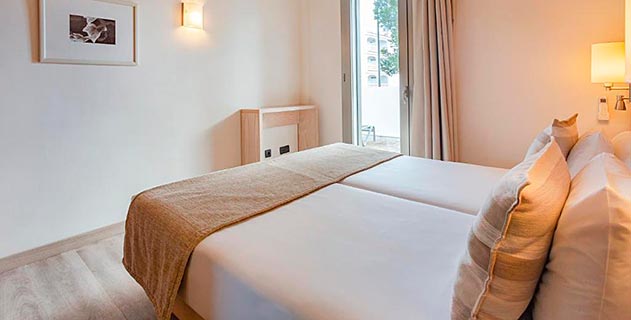 Aparthotel Marins Playa