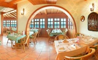 Aparthotel Mediterranea & Suites