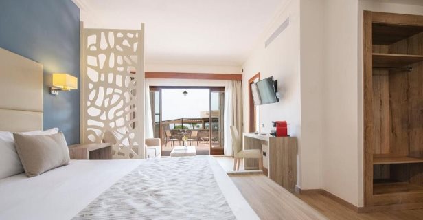 Aparthotel Menorca Binibeca By Pierre Vacances Premium