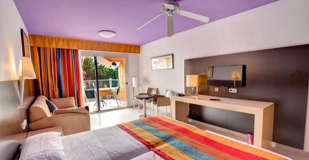 Aparthotel Mónica Beach Resort