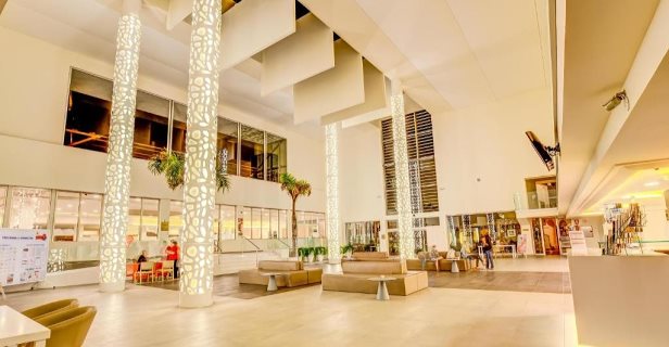 Aparthotel Mónica Beach Resort