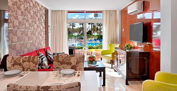 Aparthotel Monicca Collection Suites Residences
