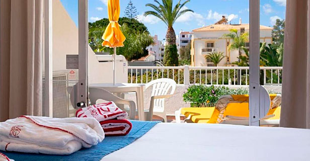 Aparthotel Monicca Collection Suites Residences