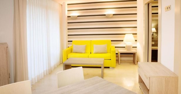Aparthotel Ms Aguamarina Suites