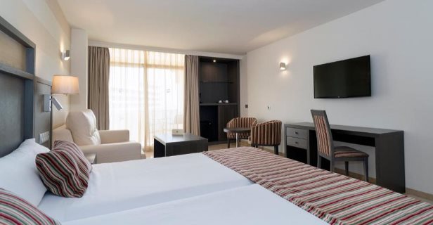 Aparthotel Ms Aguamarina Suites