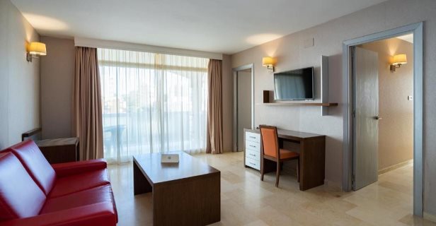 Aparthotel Ms Aguamarina Suites