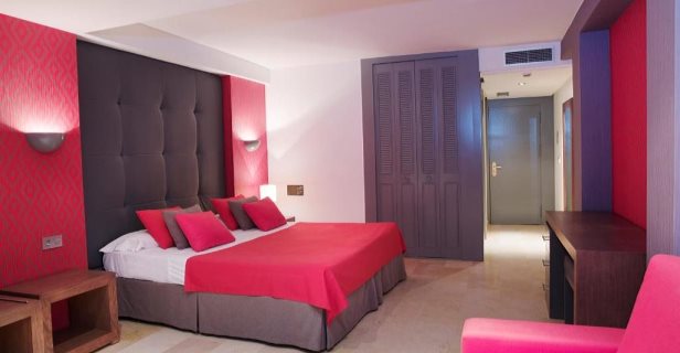 Aparthotel Ms Aguamarina Suites