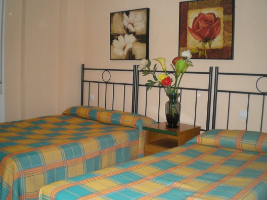 Aparthotel Murallas Zaragoza
