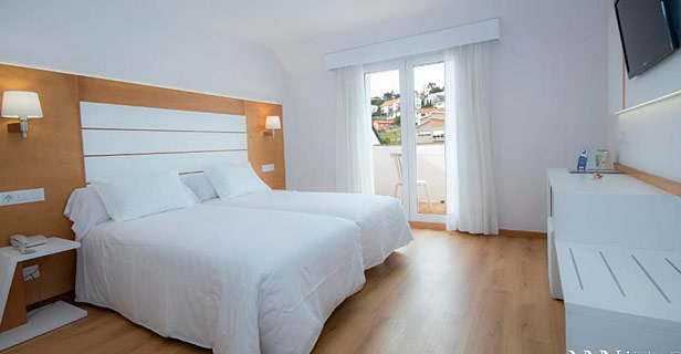 Aparthotel Nanin Playa Spa