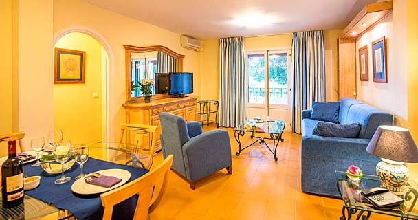 Aparthotel Ona Cala Pi