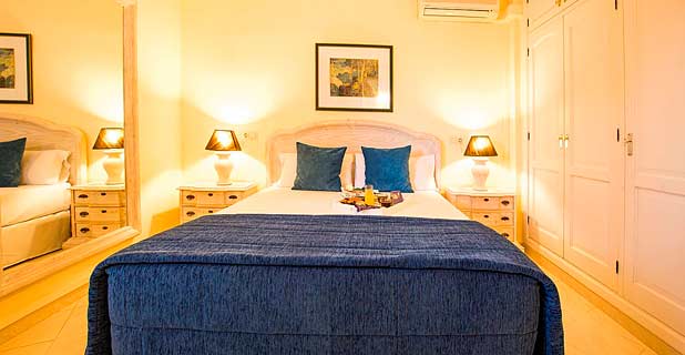 Aparthotel Ona Cala Pi