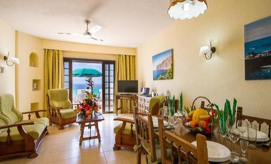 Aparthotel Ona Las Rosas
