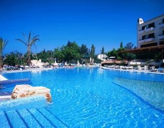 Aparthotel Paphos Gardens