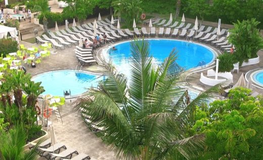 Aparthotel Parque De La Paz