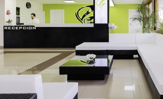 Aparthotel Parque De La Paz