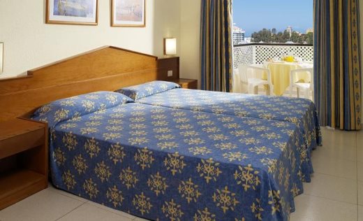 Aparthotel Parque De La Paz