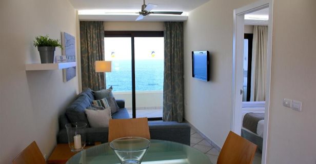 Aparthotel Pearly Grey Ocean Club