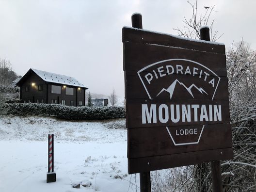 Aparthotel Piedrafita Mountain Lodge