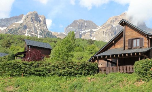 Aparthotel Piedrafita Mountain Lodge
