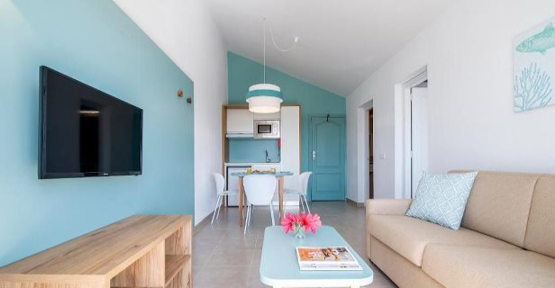 Aparthotel Pierre Vacances Resort Menorca Cala Blanes