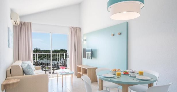 Aparthotel Pierre Vacances Resort Menorca Cala Blanes
