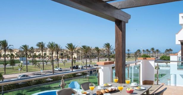 Aparthotel Pierre Vacances Roquetas De Mar