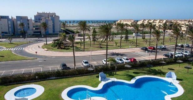 Aparthotel Pierre Vacances Roquetas De Mar
