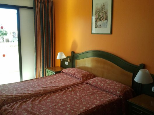 Aparthotel Playa Azul