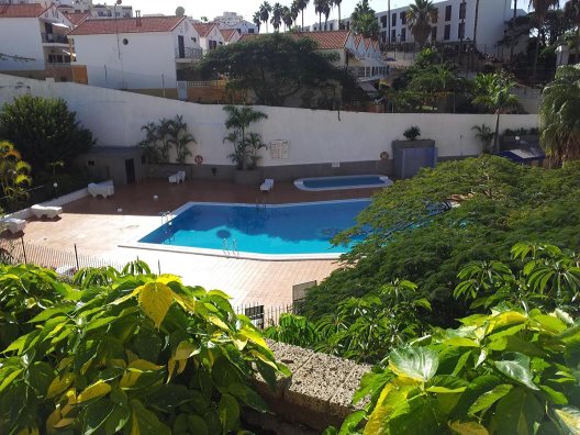 Aparthotel Playa Azul