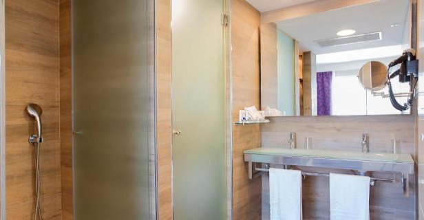 Aparthotel Playa De Muro Suites